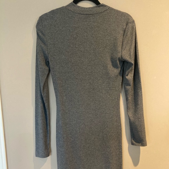 Grey Ribbed Maxi Dress With Slit - Picture 3 of 8